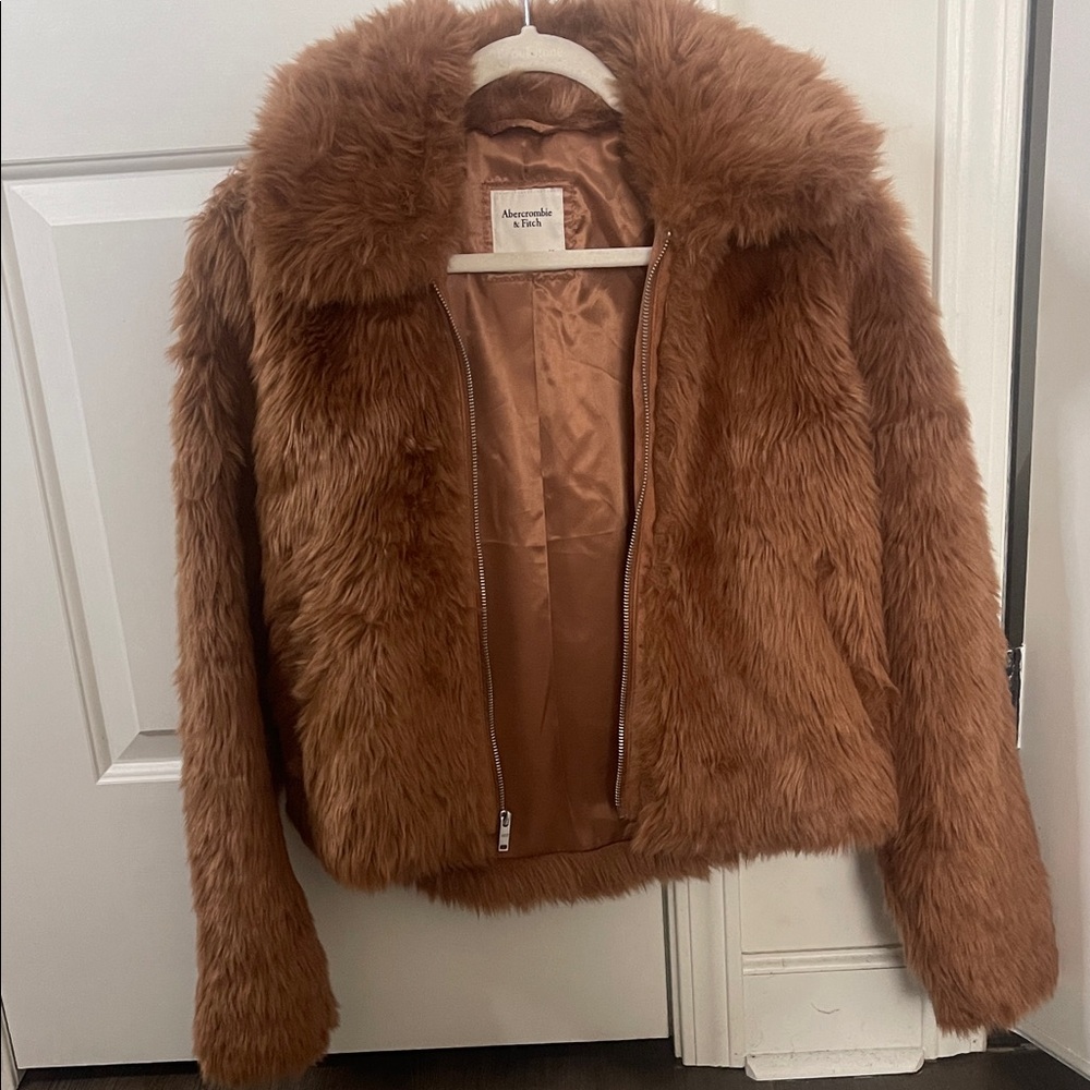 Abercrombie & Fitch Women's Tan Teddy Jacket